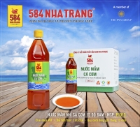 Nước mắm Cá cơm - 584 Nha Trang - Loại 15 độ đạm - Chai nhựa PET 1 Lít (MSP: P1015)