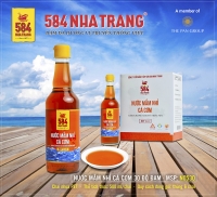 Nước mắm Nhỉ Cá cơm - 584 Nha Trang - Loại 30 độ đạm - Chai nhựa PET 500 ml (MSP: N0530)